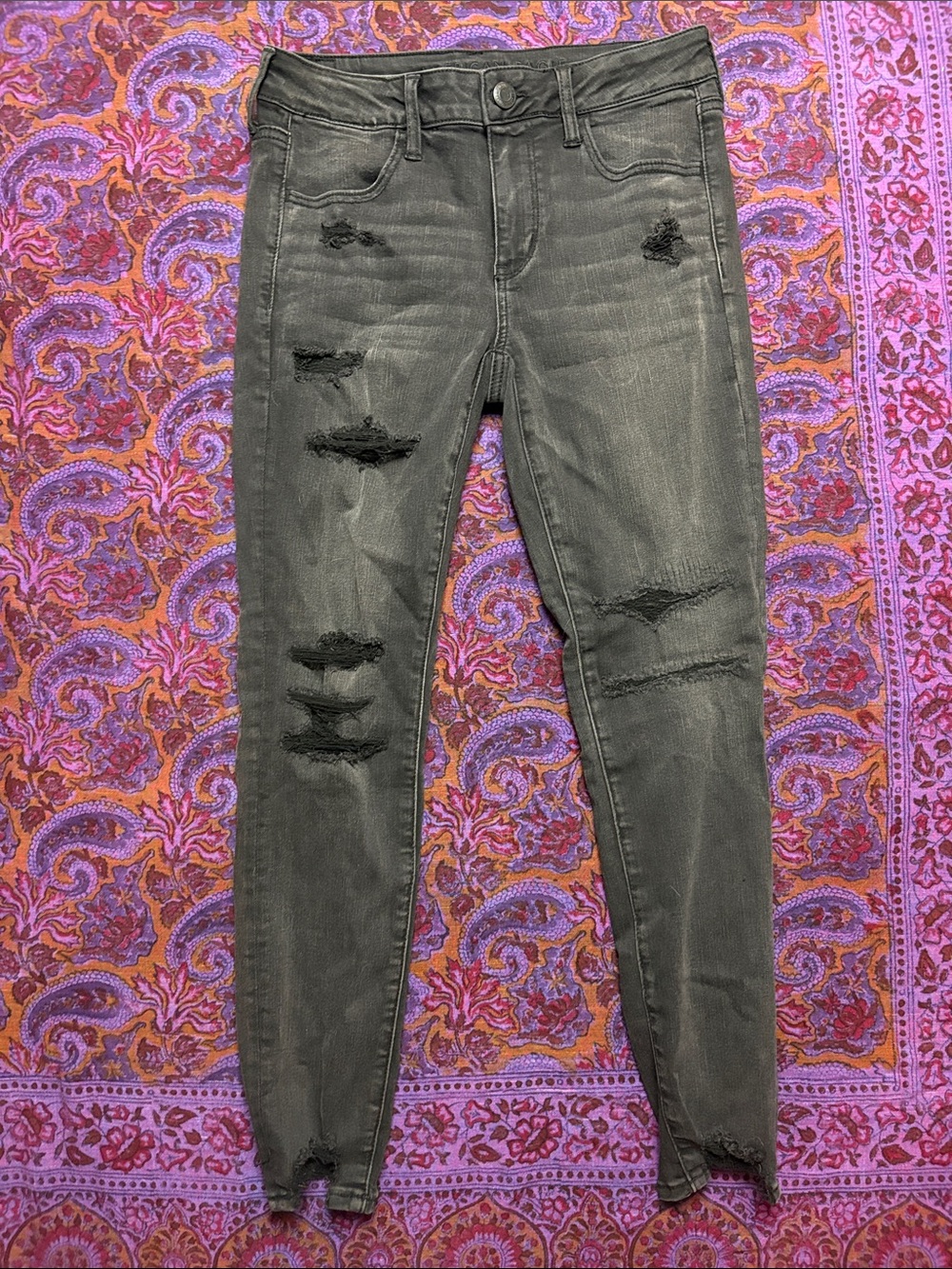 American Eagle Outfitters Black Distressed Skinny Jeans